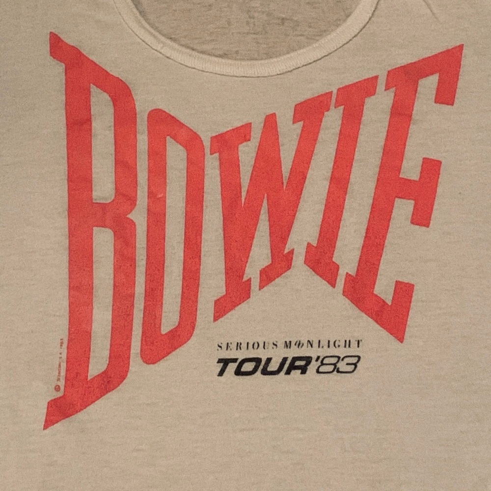 WOMENS 1983 DAVID BOWIE TOUR TEE SIZE MEDIUMS!